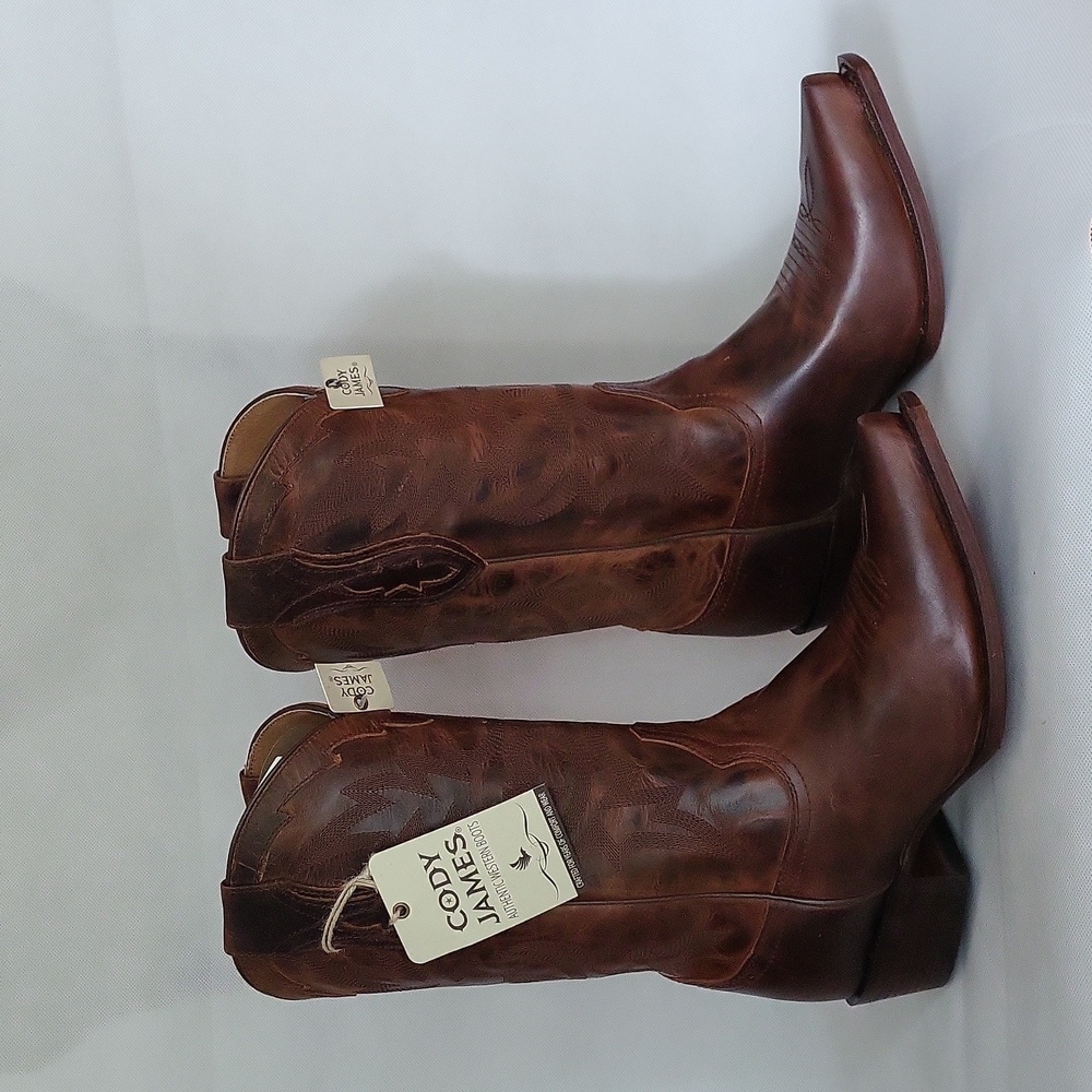 Men's Cody James brown cowboy boots